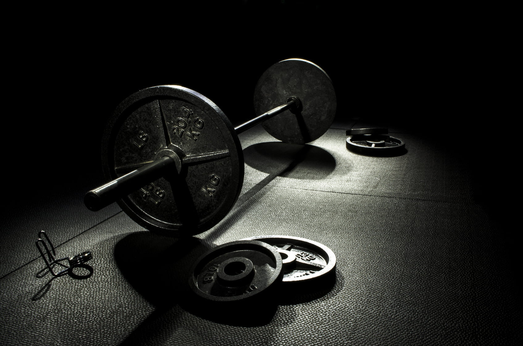 Why Lifting Weights Is So Important For Men